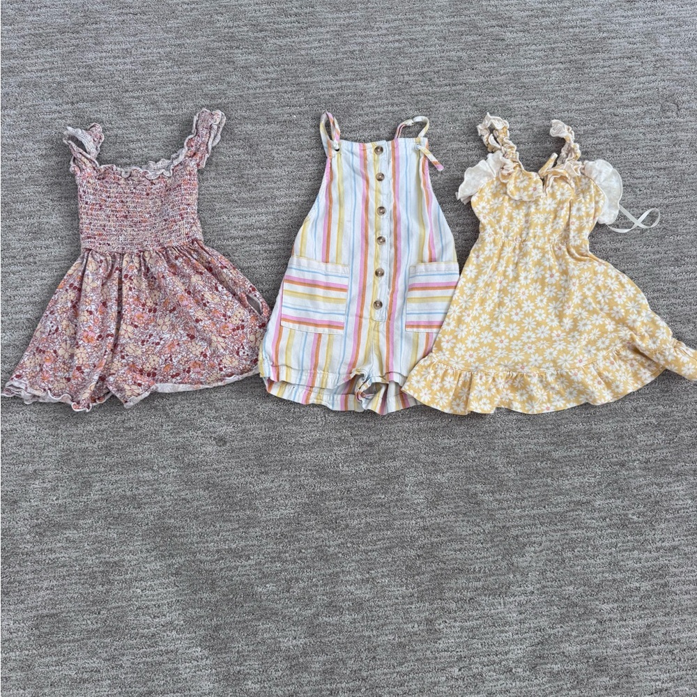 Billabong Kids XXS bundle of 3 rompers/dresses